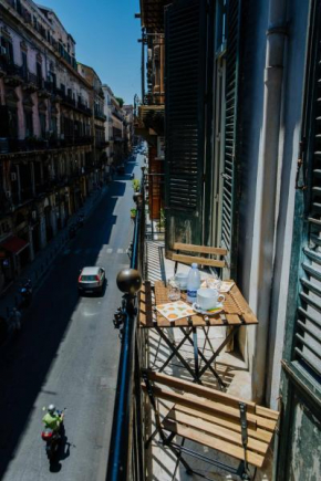 Calamarina Centro, Palermo